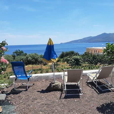 Villa Insolia Santa Marina Salina Exterior photo